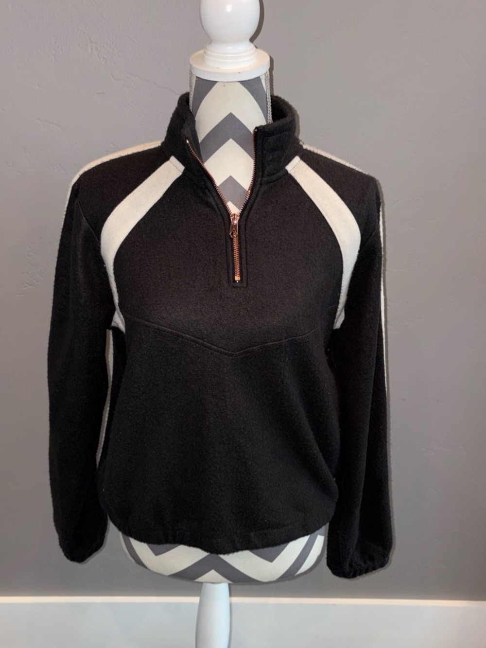 Zolcom Black Half-Zip Pullover